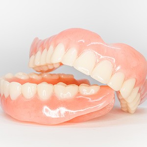 Removable dentures in Homer Glen